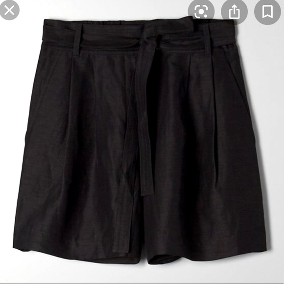 Aritzia Wilfred Kafka Shorts - Picture 1 of 4